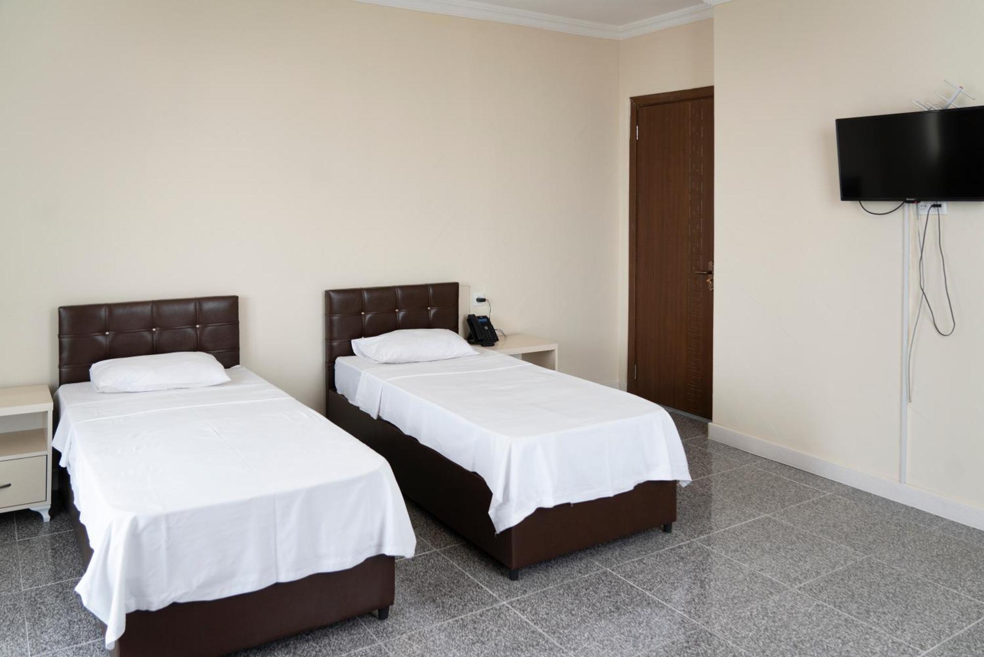 Hotel CARLEONE Batumi Exterior foto